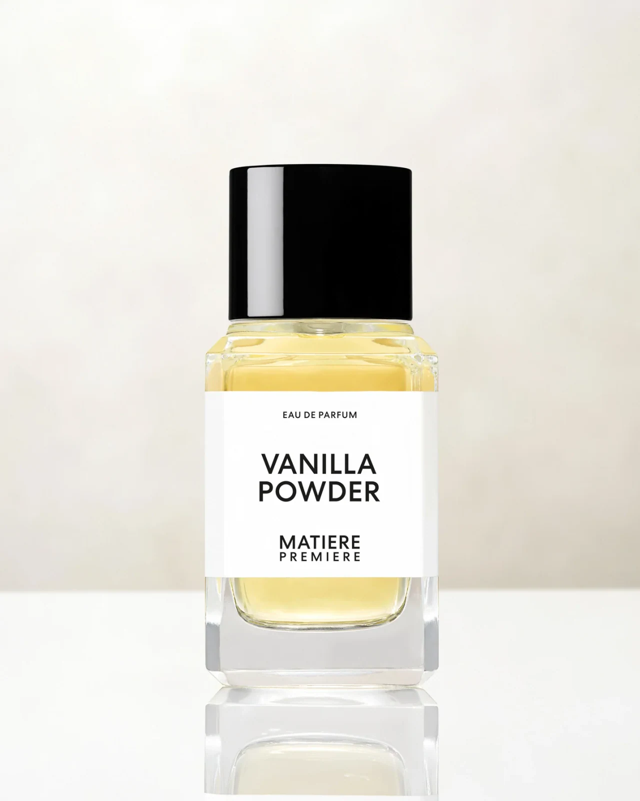 Vanilla Powder da Matiere Premiere em fundo limpo